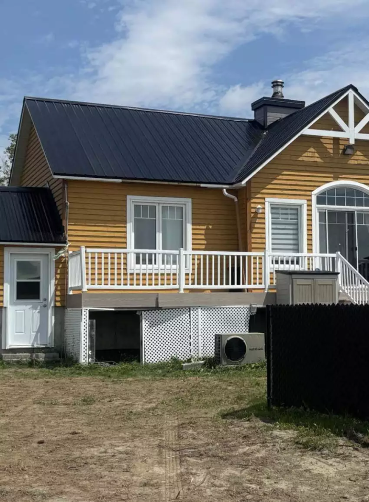 Un toit métallique durable et esthétique